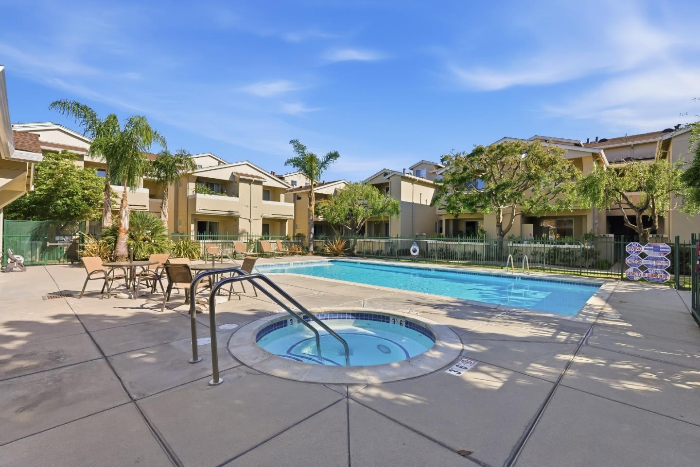 Detail Gallery Image 23 of 30 For 222 Everson Dr, Santa Cruz,  CA 95060 - 2 Beds | 2 Baths