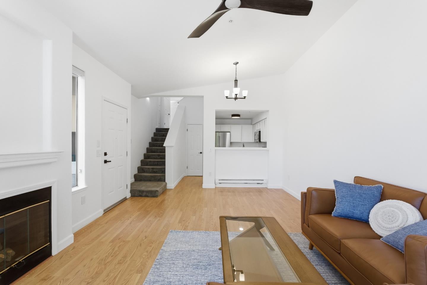 Detail Gallery Image 9 of 30 For 222 Everson Dr, Santa Cruz,  CA 95060 - 2 Beds | 2 Baths