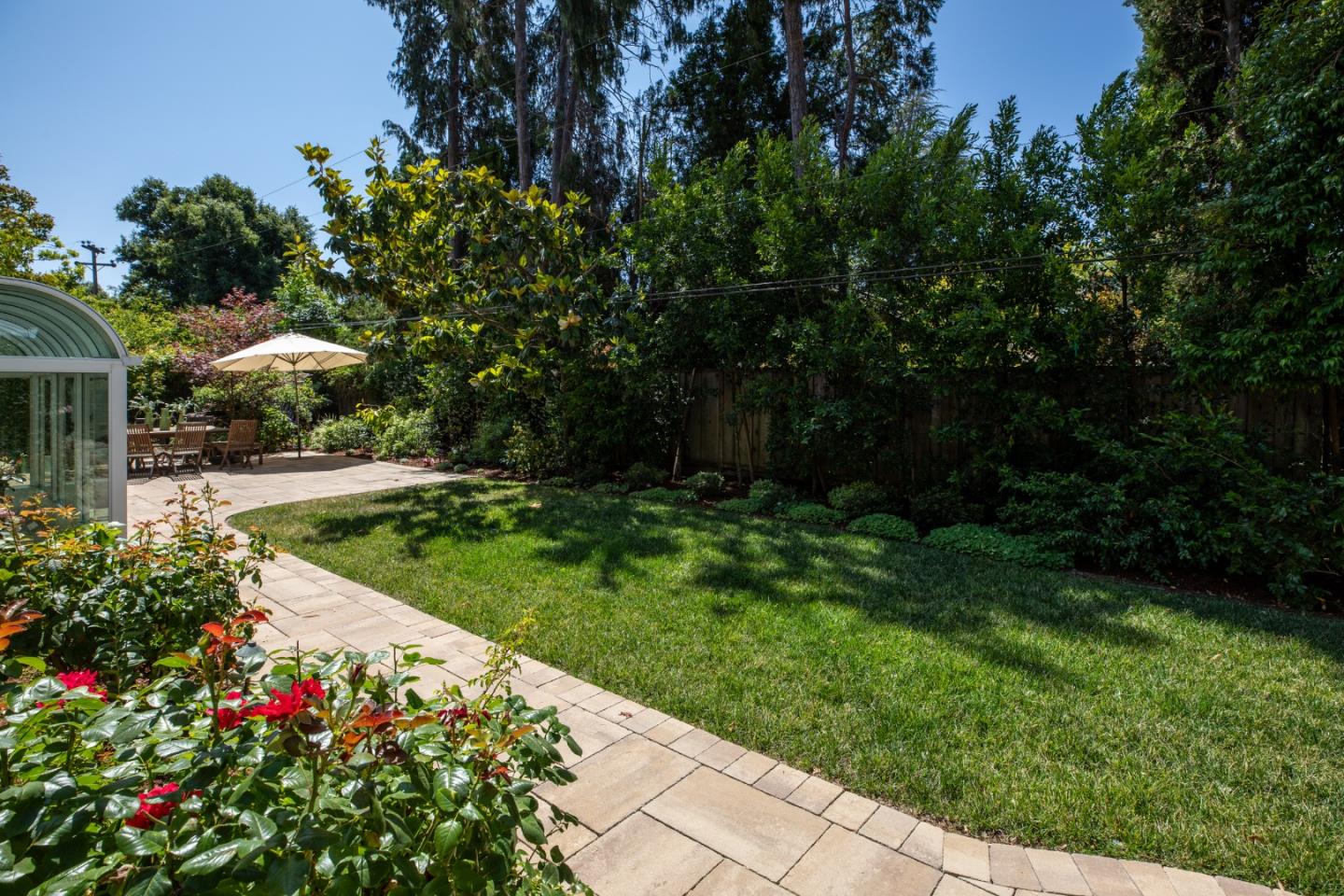 Detail Gallery Image 27 of 34 For 1011 via Del Pozo, Los Altos,  CA 94022 - 4 Beds | 2/1 Baths