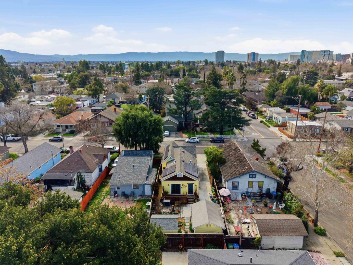 Detail Gallery Image 39 of 41 For 704 S 12th St, San Jose,  CA 95112 - 3 Beds | 2 Baths