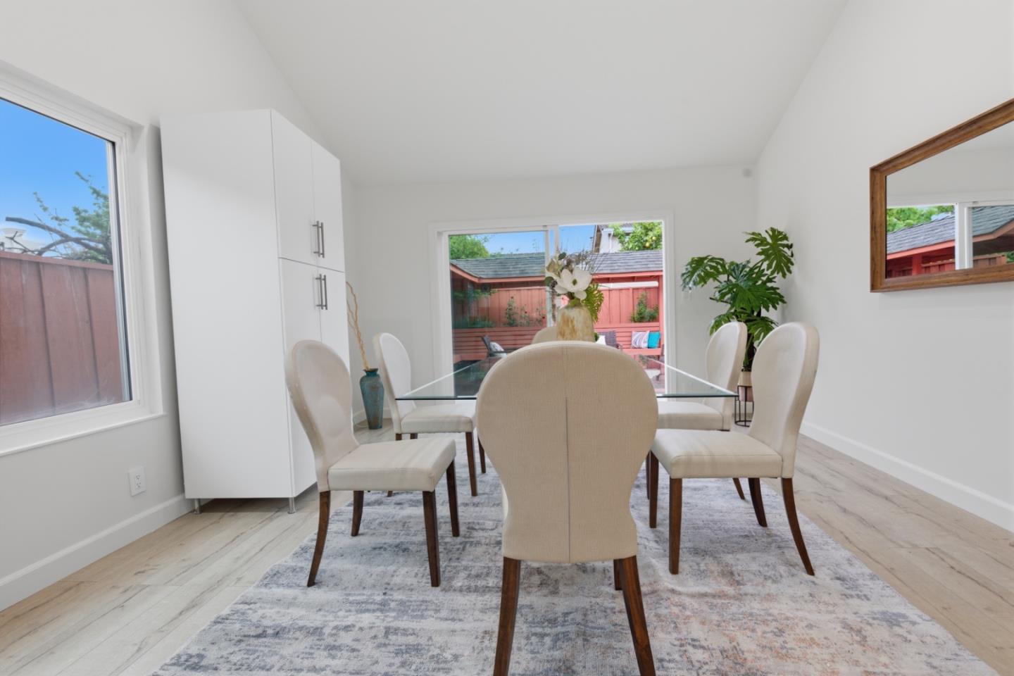 Detail Gallery Image 15 of 27 For 4542 Amiens Ave, Fremont,  CA 94555 - 3 Beds | 2 Baths