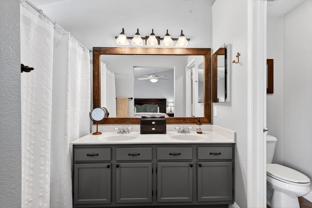 Detail Gallery Image 16 of 42 For 1991 Ervin Ct, Hollister,  CA 95023 - 4 Beds | 2 Baths