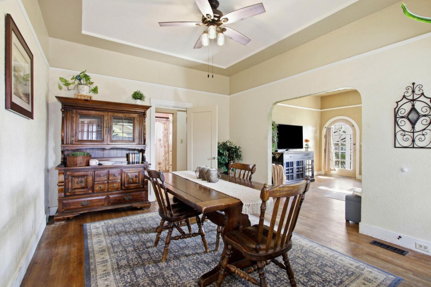 Detail Gallery Image 19 of 39 For 10625 Merriman Rd, Cupertino,  CA 95014 - 3 Beds | 1/1 Baths