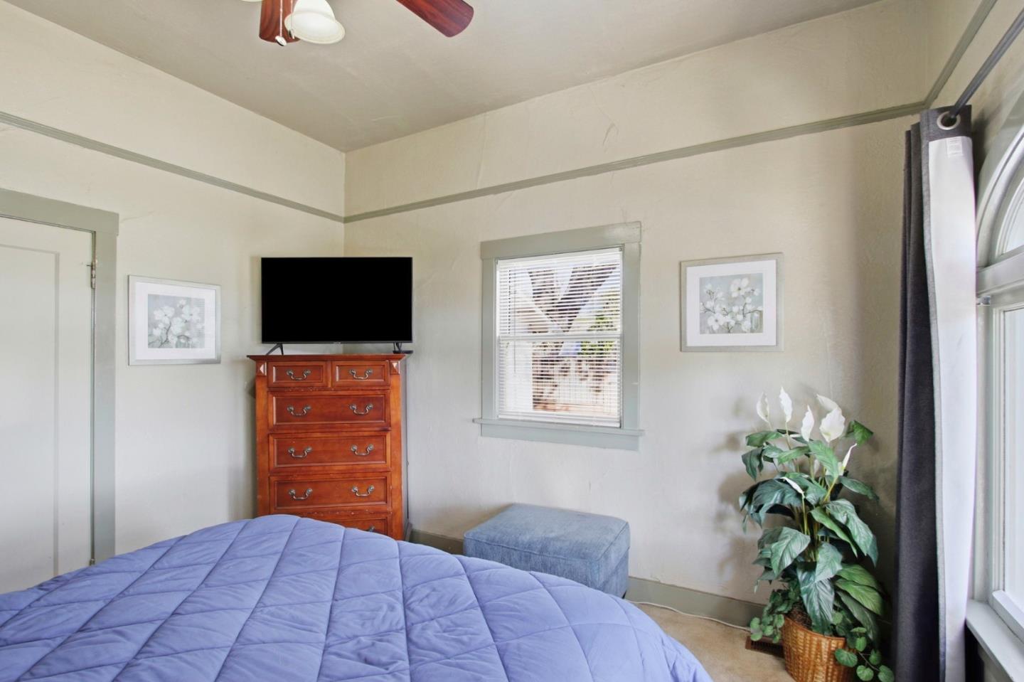 Detail Gallery Image 23 of 39 For 10625 Merriman Rd, Cupertino,  CA 95014 - 3 Beds | 1/1 Baths