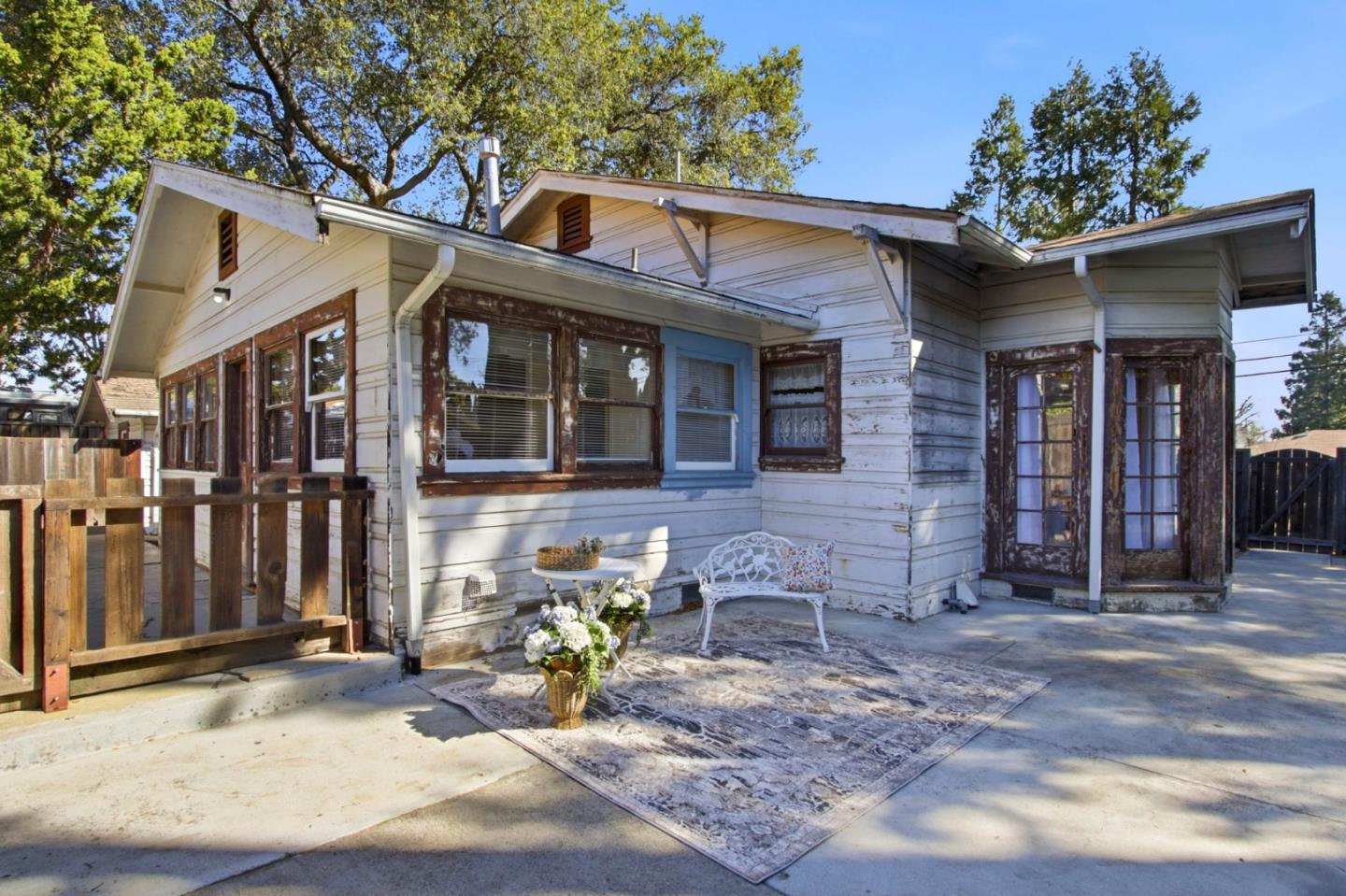 Detail Gallery Image 36 of 39 For 10625 Merriman Rd, Cupertino,  CA 95014 - 3 Beds | 1/1 Baths