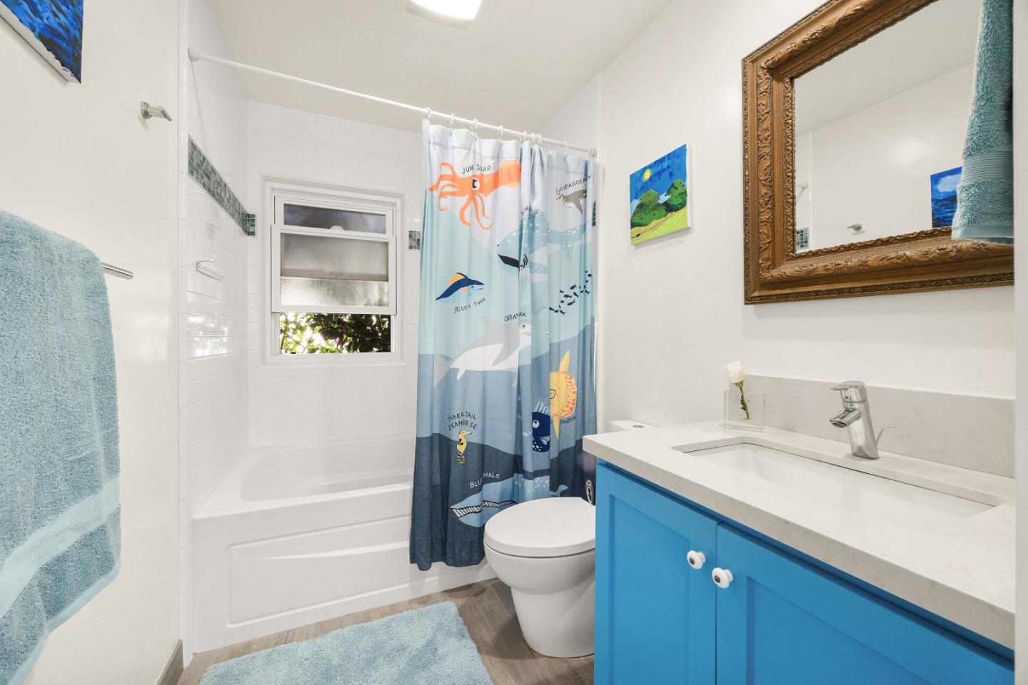 Detail Gallery Image 12 of 22 For 609 Oak Dr, Capitola,  CA 95010 - 2 Beds | 1 Baths