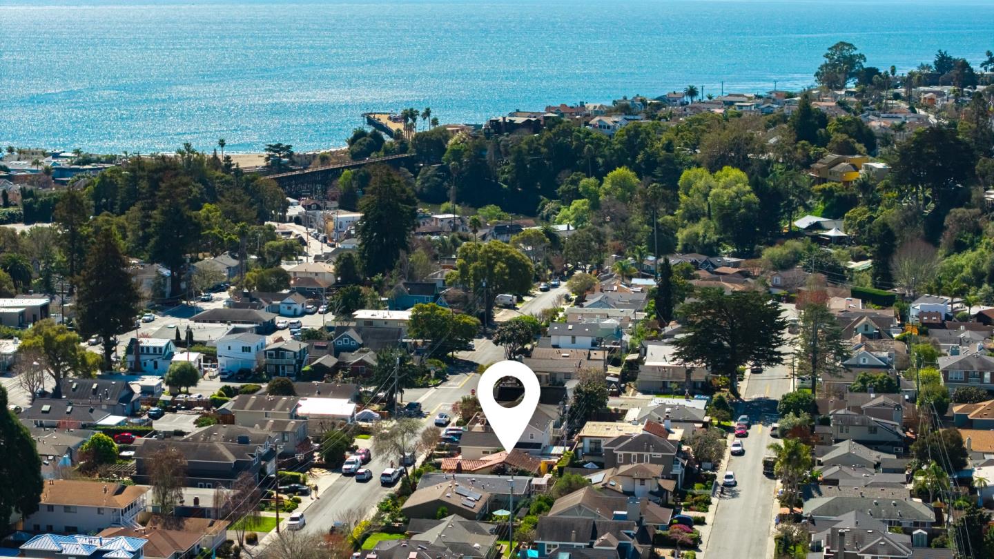 Detail Gallery Image 21 of 22 For 609 Oak Dr, Capitola,  CA 95010 - 2 Beds | 1 Baths