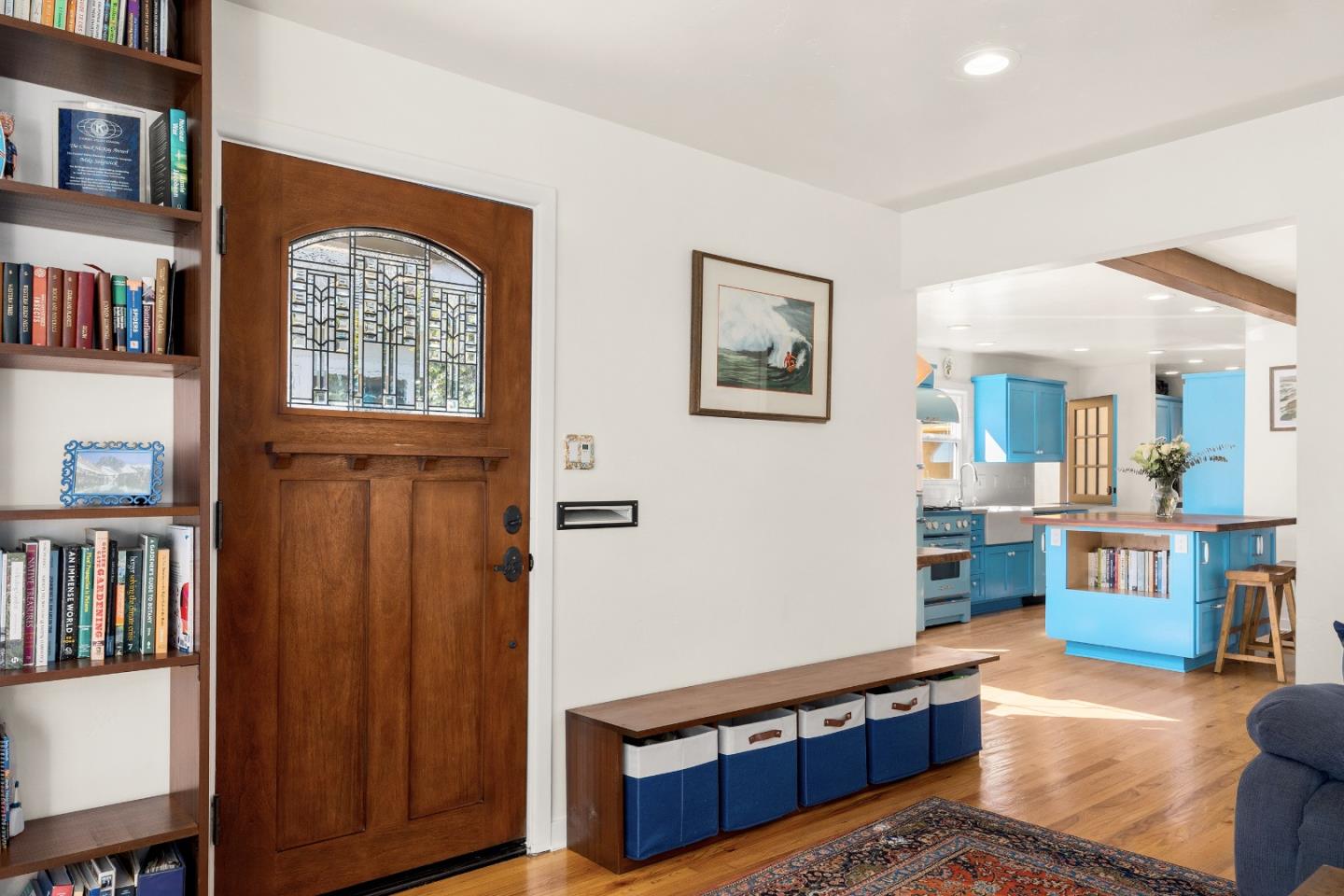 Detail Gallery Image 5 of 22 For 609 Oak Dr, Capitola,  CA 95010 - 2 Beds | 1 Baths