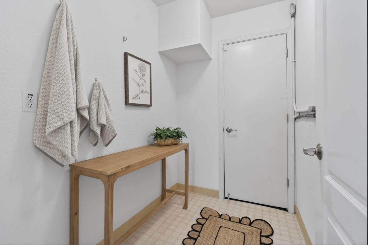 Detail Gallery Image 26 of 58 For 769 Inverness Way, Sunnyvale,  CA 94087 - 4 Beds | 3 Baths