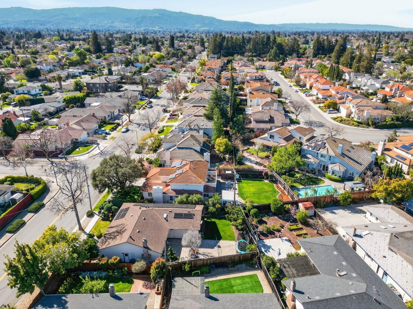 Detail Gallery Image 52 of 58 For 769 Inverness Way, Sunnyvale,  CA 94087 - 4 Beds | 3 Baths