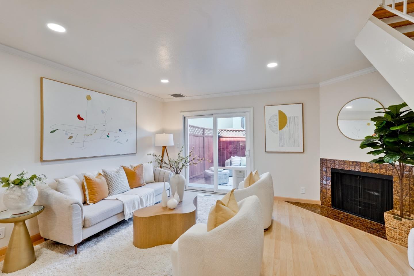 Photo #5: ML82037128 Listing: Photo #5