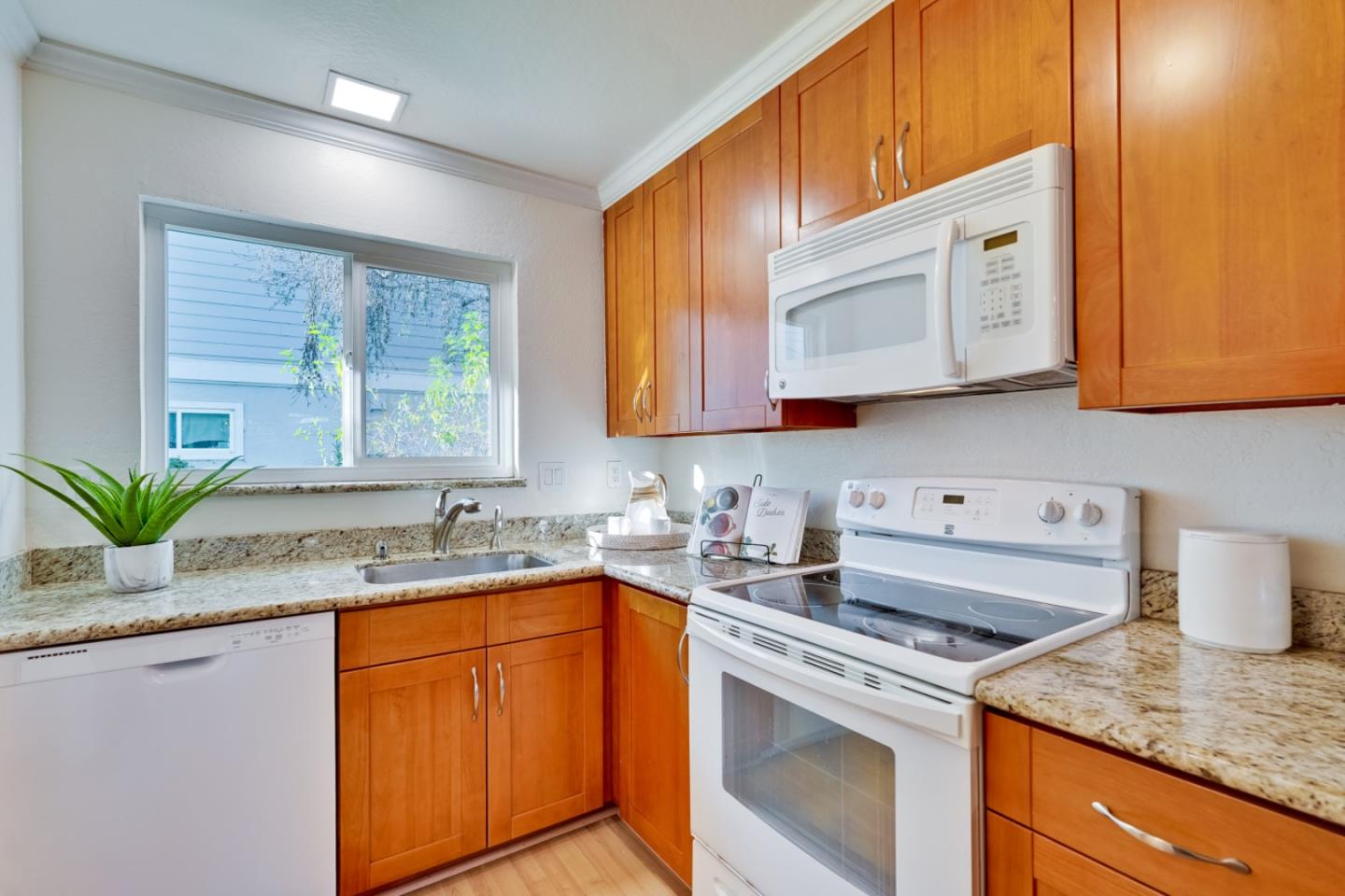 Photo #9: ML82037128 Listing: Photo #9