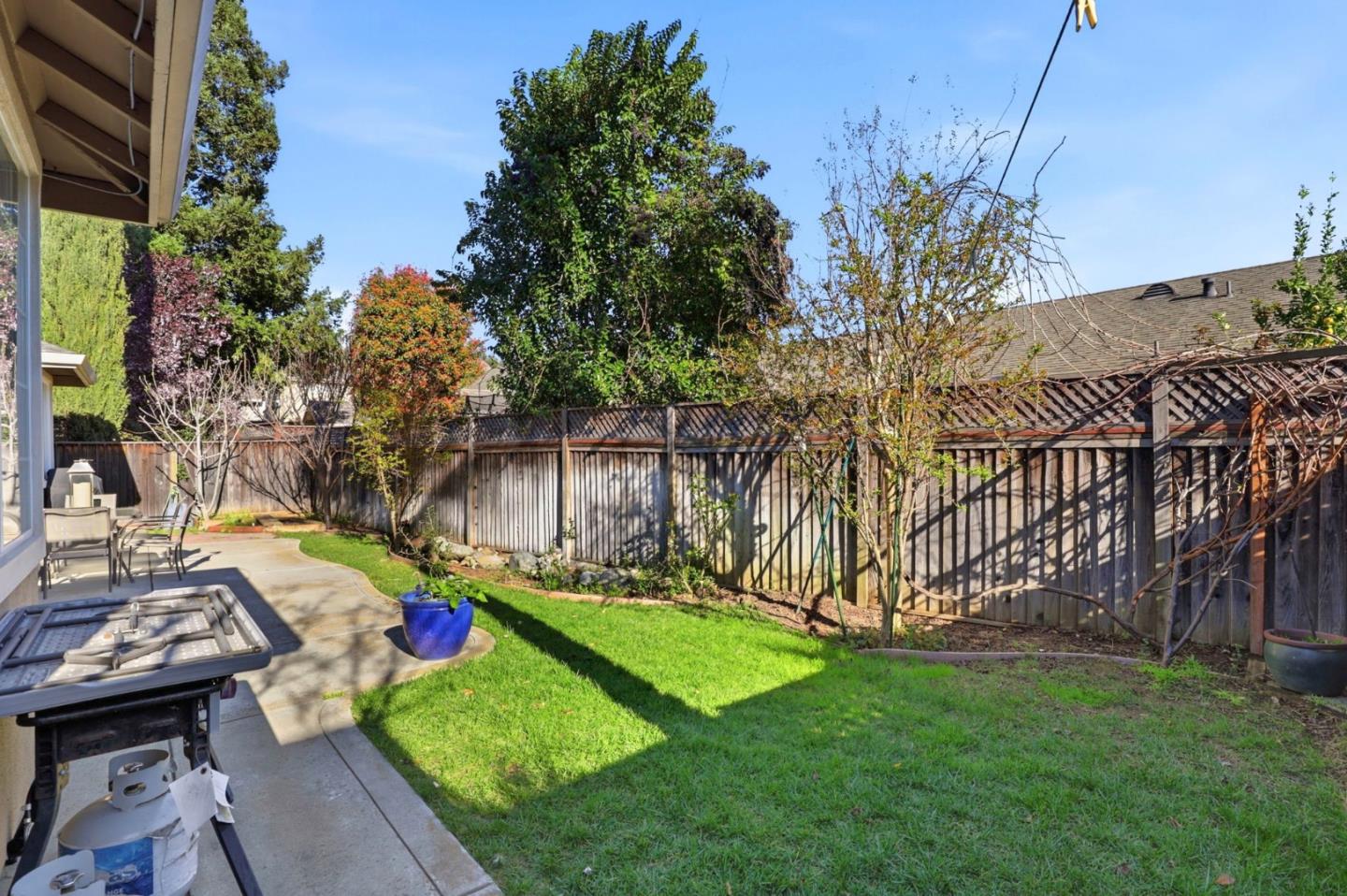 Detail Gallery Image 22 of 29 For 580 Calle Buena Vis, Morgan Hill,  CA 95037 - 3 Beds | 2 Baths