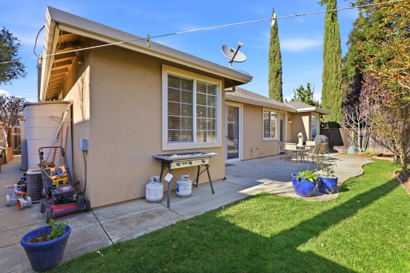 Detail Gallery Image 23 of 29 For 580 Calle Buena Vis, Morgan Hill,  CA 95037 - 3 Beds | 2 Baths