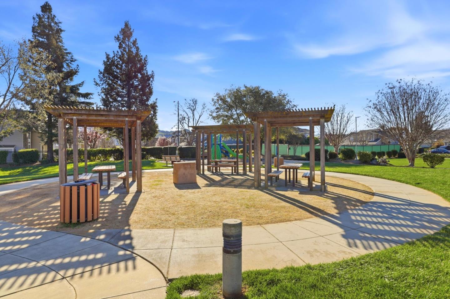 Detail Gallery Image 24 of 29 For 580 Calle Buena Vis, Morgan Hill,  CA 95037 - 3 Beds | 2 Baths