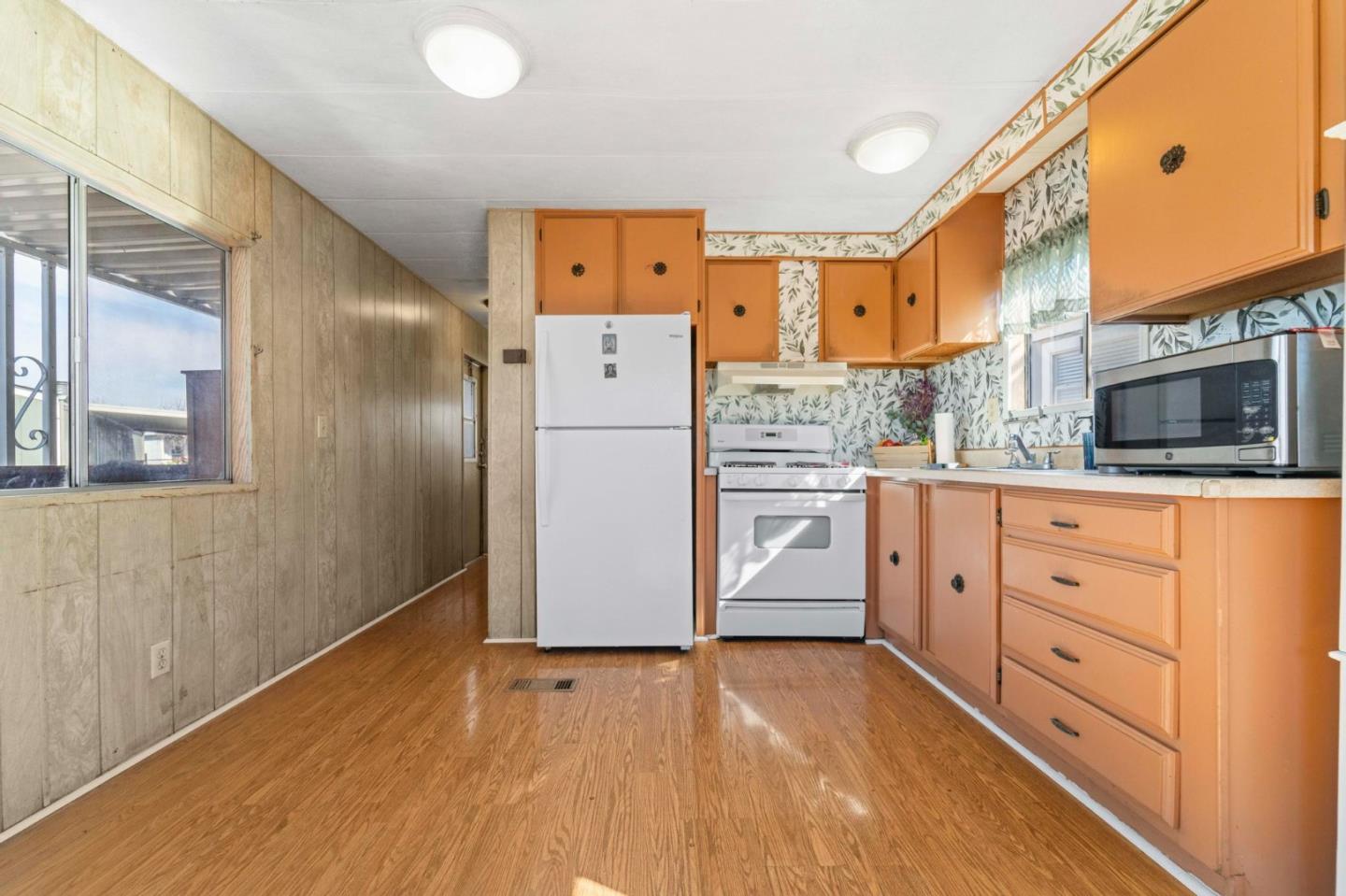 Detail Gallery Image 7 of 20 For 2150 Monterey Rd #144,  San Jose,  CA 95112 - 1 Beds | 1 Baths