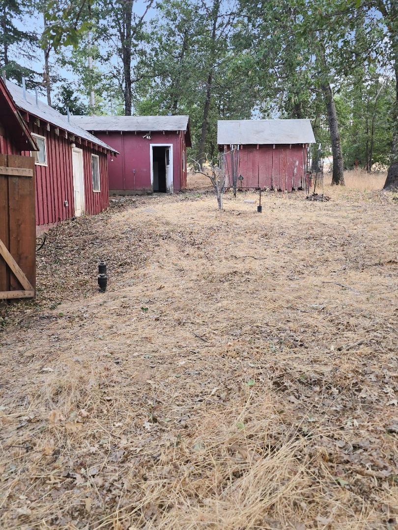 Detail Gallery Image 2 of 33 For 9751 Ernst Rd, Coulterville,  CA 95311 - 2 Beds | 2 Baths