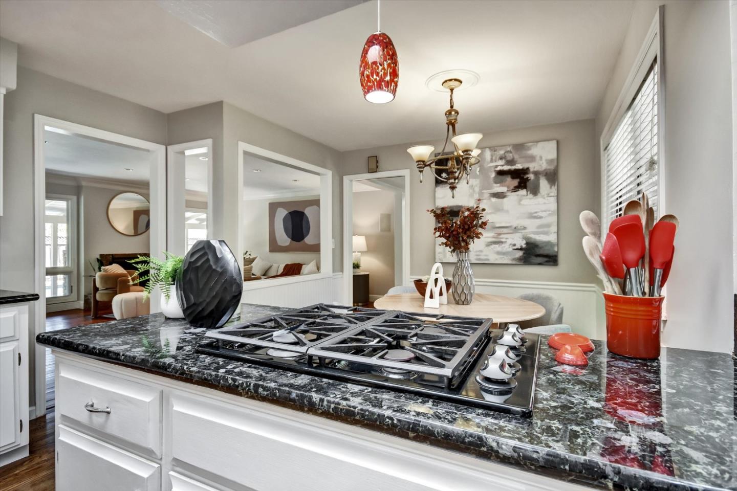 Detail Gallery Image 15 of 38 For 267 Belvue Dr, Los Gatos,  CA 95032 - 3 Beds | 2/1 Baths