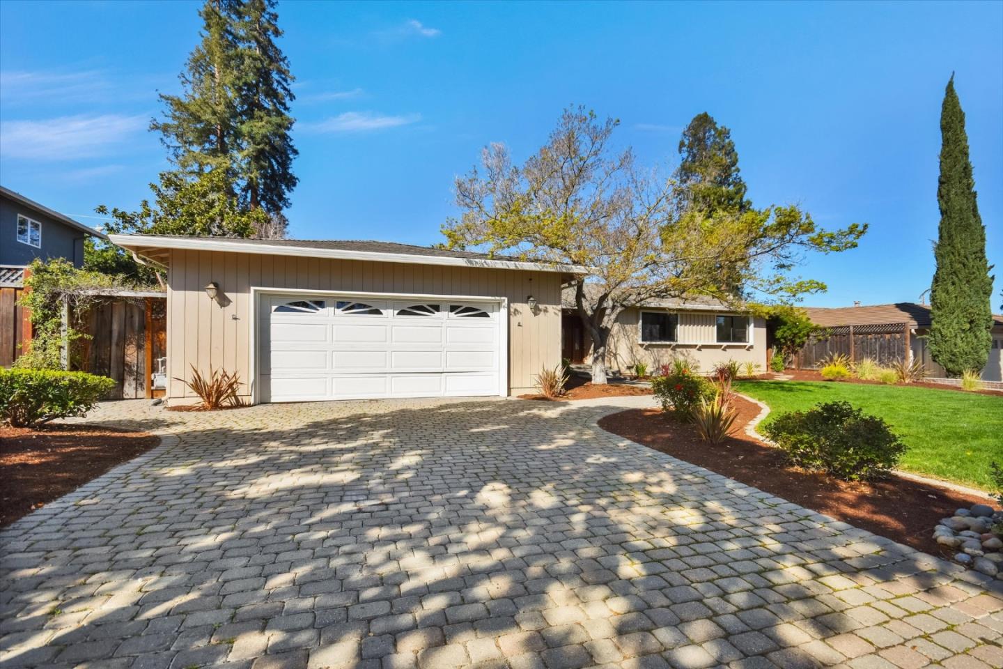 Detail Gallery Image 2 of 38 For 267 Belvue Dr, Los Gatos,  CA 95032 - 3 Beds | 2/1 Baths