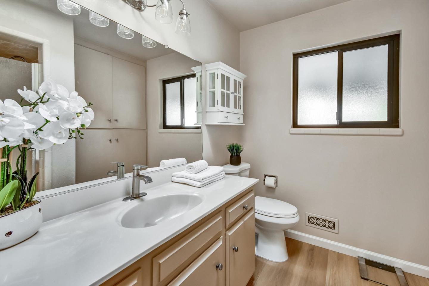 Detail Gallery Image 20 of 38 For 267 Belvue Dr, Los Gatos,  CA 95032 - 3 Beds | 2/1 Baths