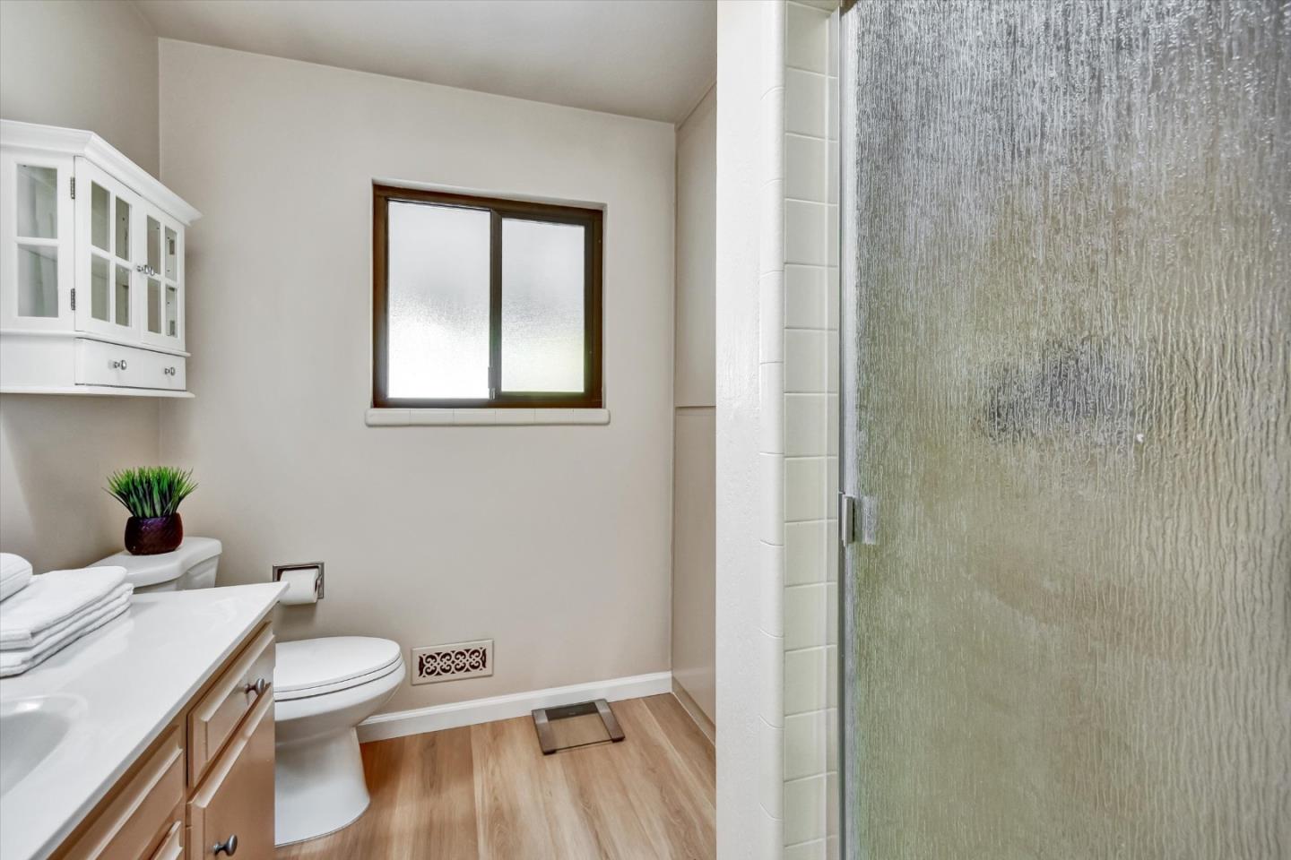 Detail Gallery Image 21 of 38 For 267 Belvue Dr, Los Gatos,  CA 95032 - 3 Beds | 2/1 Baths