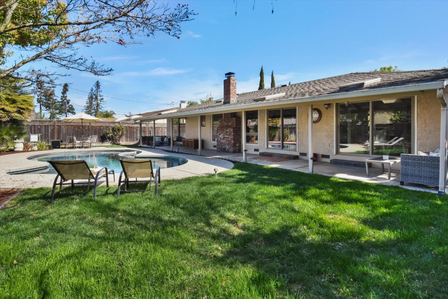 Detail Gallery Image 25 of 38 For 267 Belvue Dr, Los Gatos,  CA 95032 - 3 Beds | 2/1 Baths