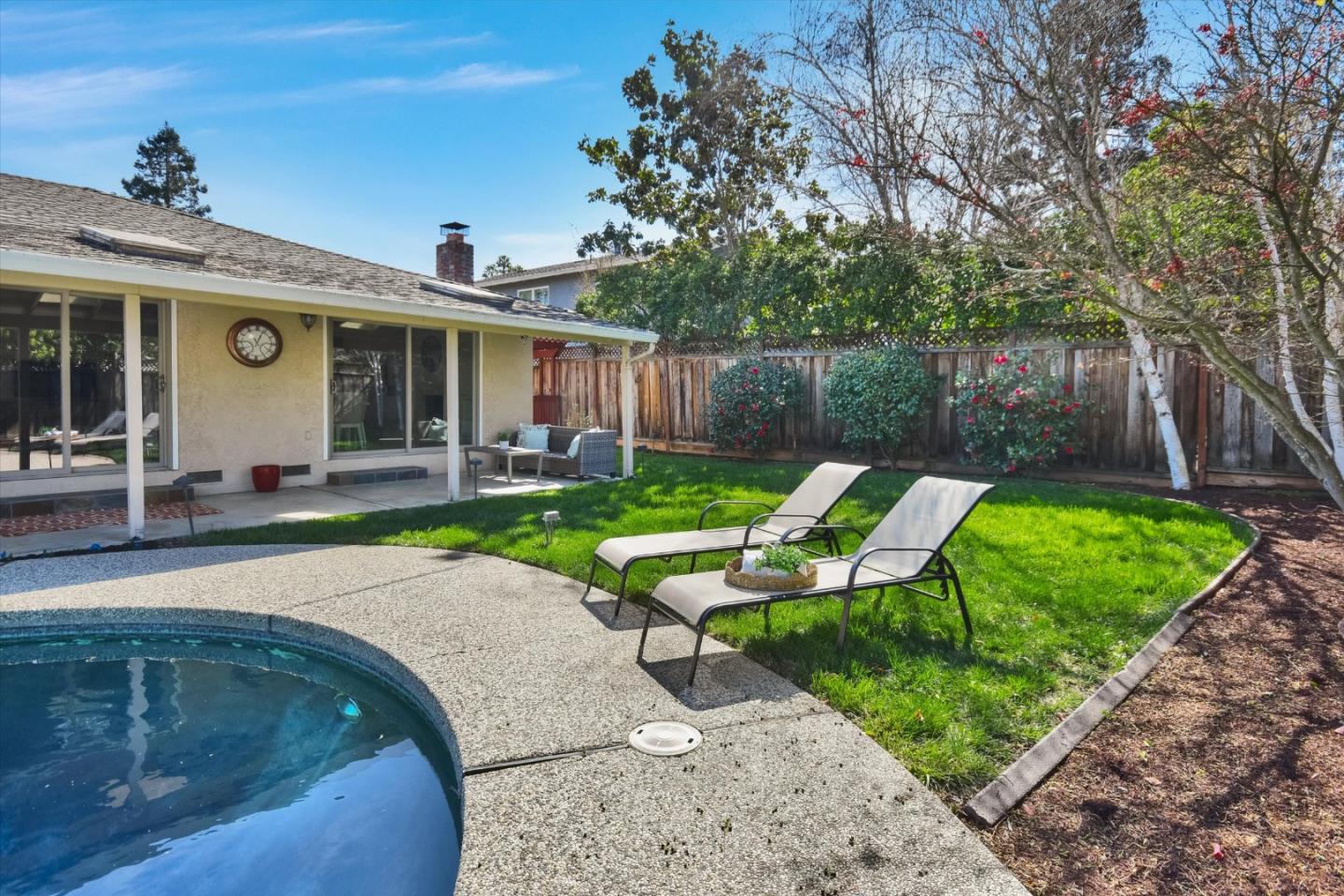 Detail Gallery Image 26 of 38 For 267 Belvue Dr, Los Gatos,  CA 95032 - 3 Beds | 2/1 Baths