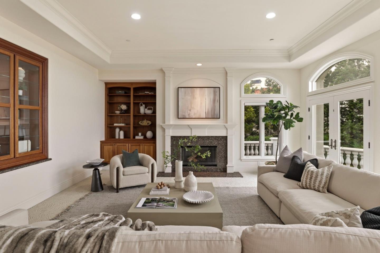 Detail Gallery Image 13 of 60 For 140 Tobin Clark Dr, Hillsborough,  CA 94010 - 5 Beds | 5/1 Baths