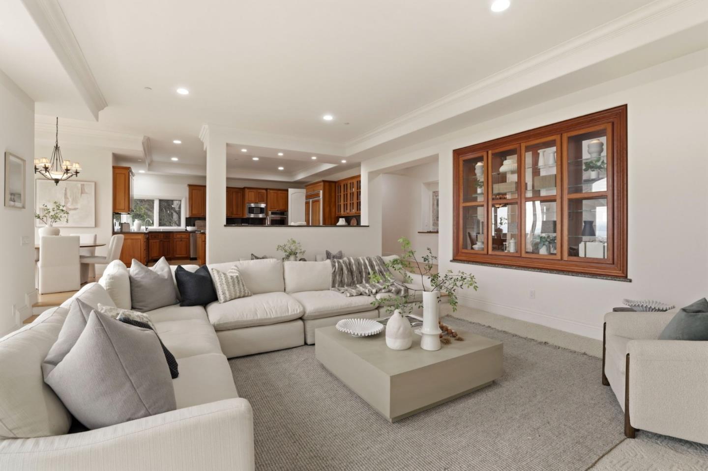 Detail Gallery Image 17 of 60 For 140 Tobin Clark Dr, Hillsborough,  CA 94010 - 5 Beds | 5/1 Baths