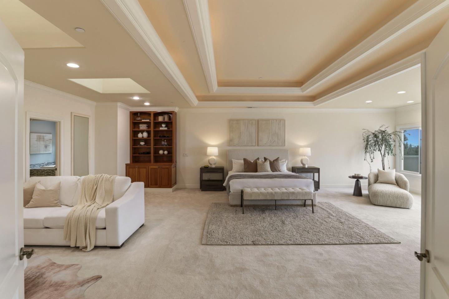 Detail Gallery Image 27 of 60 For 140 Tobin Clark Dr, Hillsborough,  CA 94010 - 5 Beds | 5/1 Baths