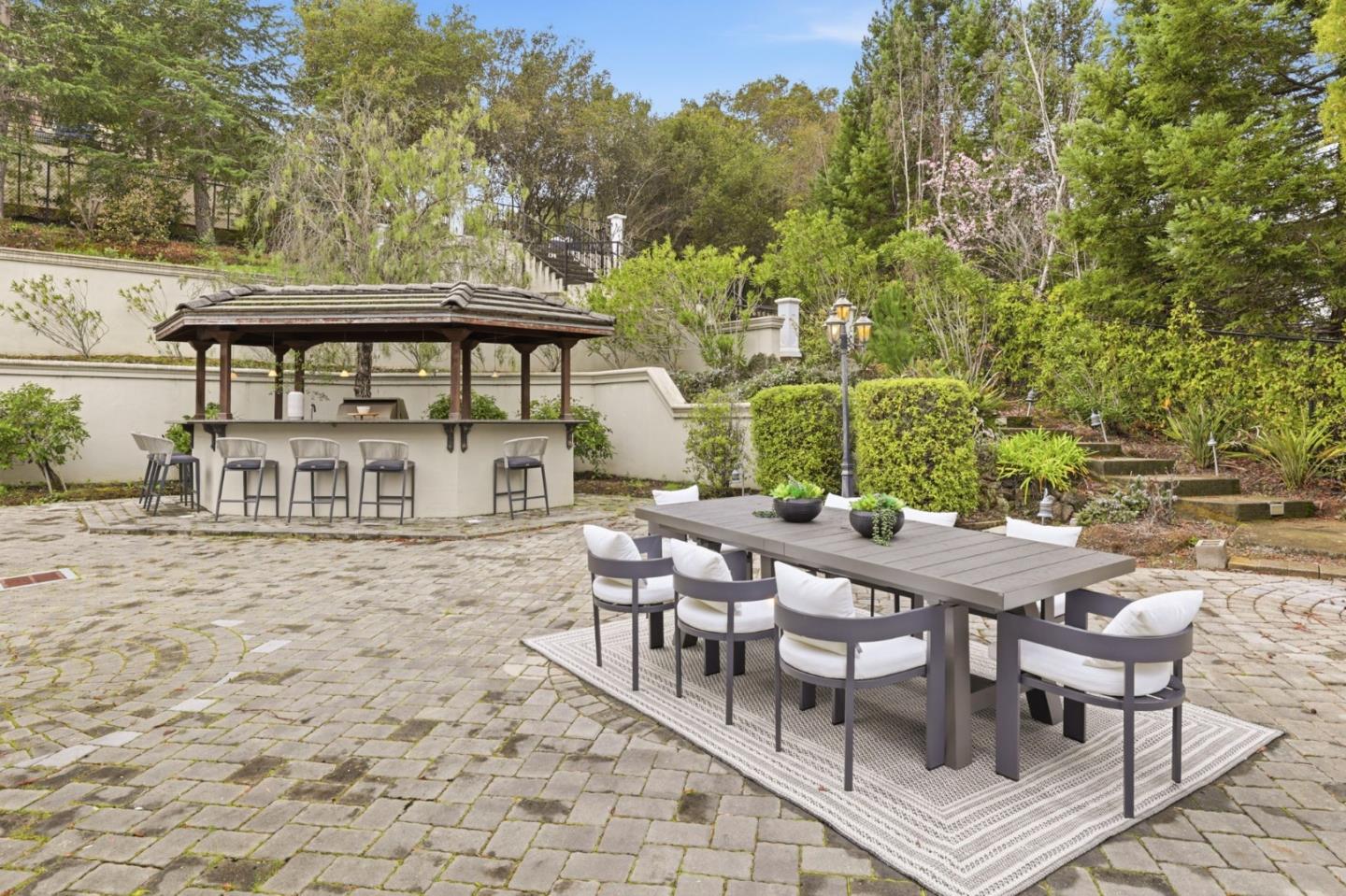 Detail Gallery Image 49 of 60 For 140 Tobin Clark Dr, Hillsborough,  CA 94010 - 5 Beds | 5/1 Baths