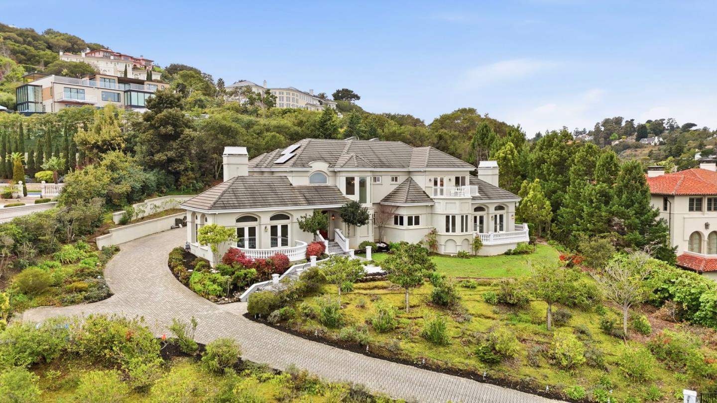 Detail Gallery Image 55 of 60 For 140 Tobin Clark Dr, Hillsborough,  CA 94010 - 5 Beds | 5/1 Baths