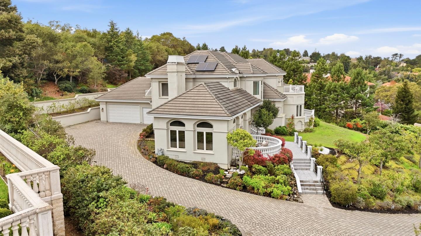 Detail Gallery Image 56 of 60 For 140 Tobin Clark Dr, Hillsborough,  CA 94010 - 5 Beds | 5/1 Baths