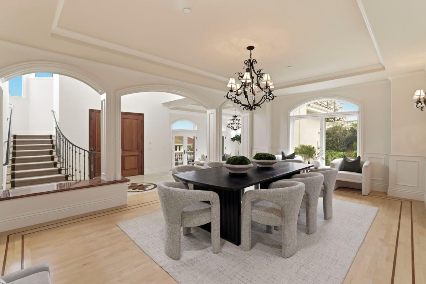 Detail Gallery Image 9 of 60 For 140 Tobin Clark Dr, Hillsborough,  CA 94010 - 5 Beds | 5/1 Baths