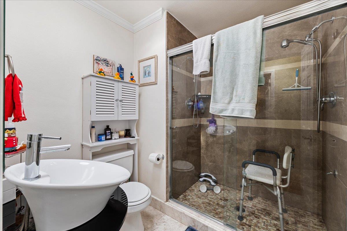 Detail Gallery Image 13 of 42 For 226 San Mateo Ave, Los Gatos,  CA 95030 - 4 Beds | 4 Baths