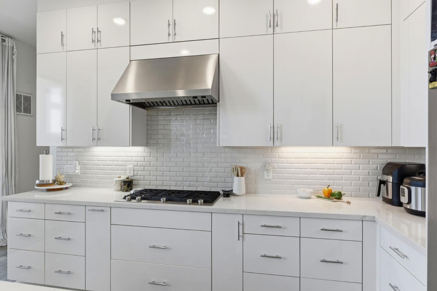 Detail Gallery Image 11 of 44 For 1748 Kilowatt Way #401,  Fremont,  CA 94539 - 3 Beds | 2/1 Baths