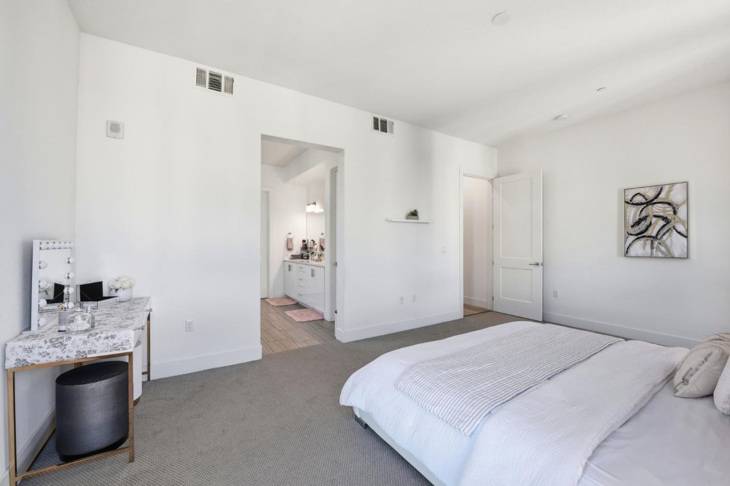 Detail Gallery Image 24 of 44 For 1748 Kilowatt Way #401,  Fremont,  CA 94539 - 3 Beds | 2/1 Baths