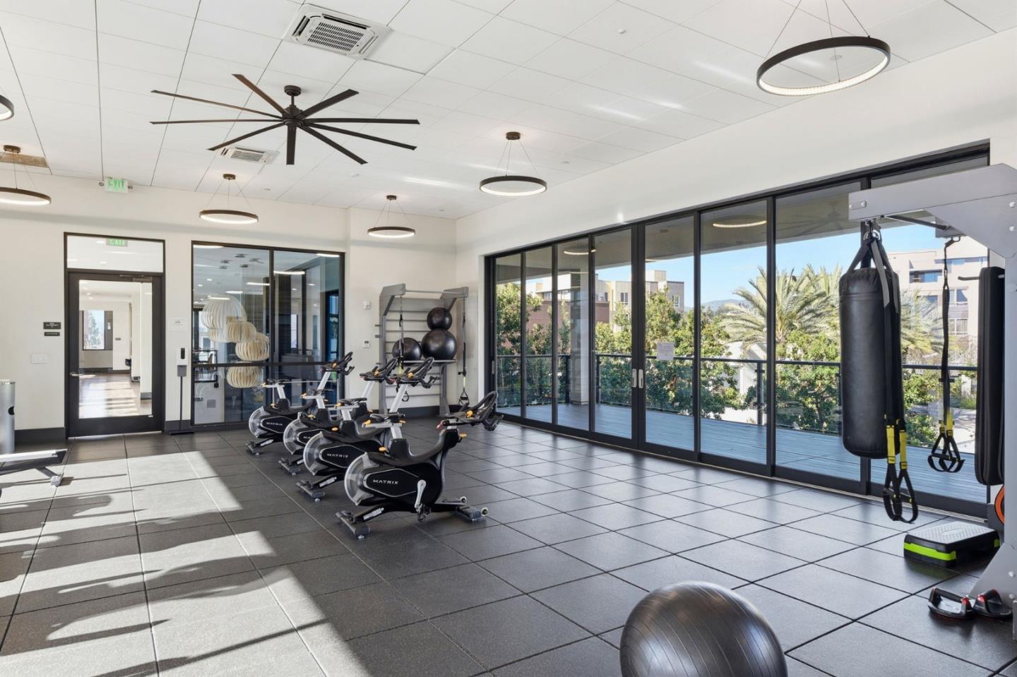 Detail Gallery Image 36 of 44 For 1748 Kilowatt Way #401,  Fremont,  CA 94539 - 3 Beds | 2/1 Baths