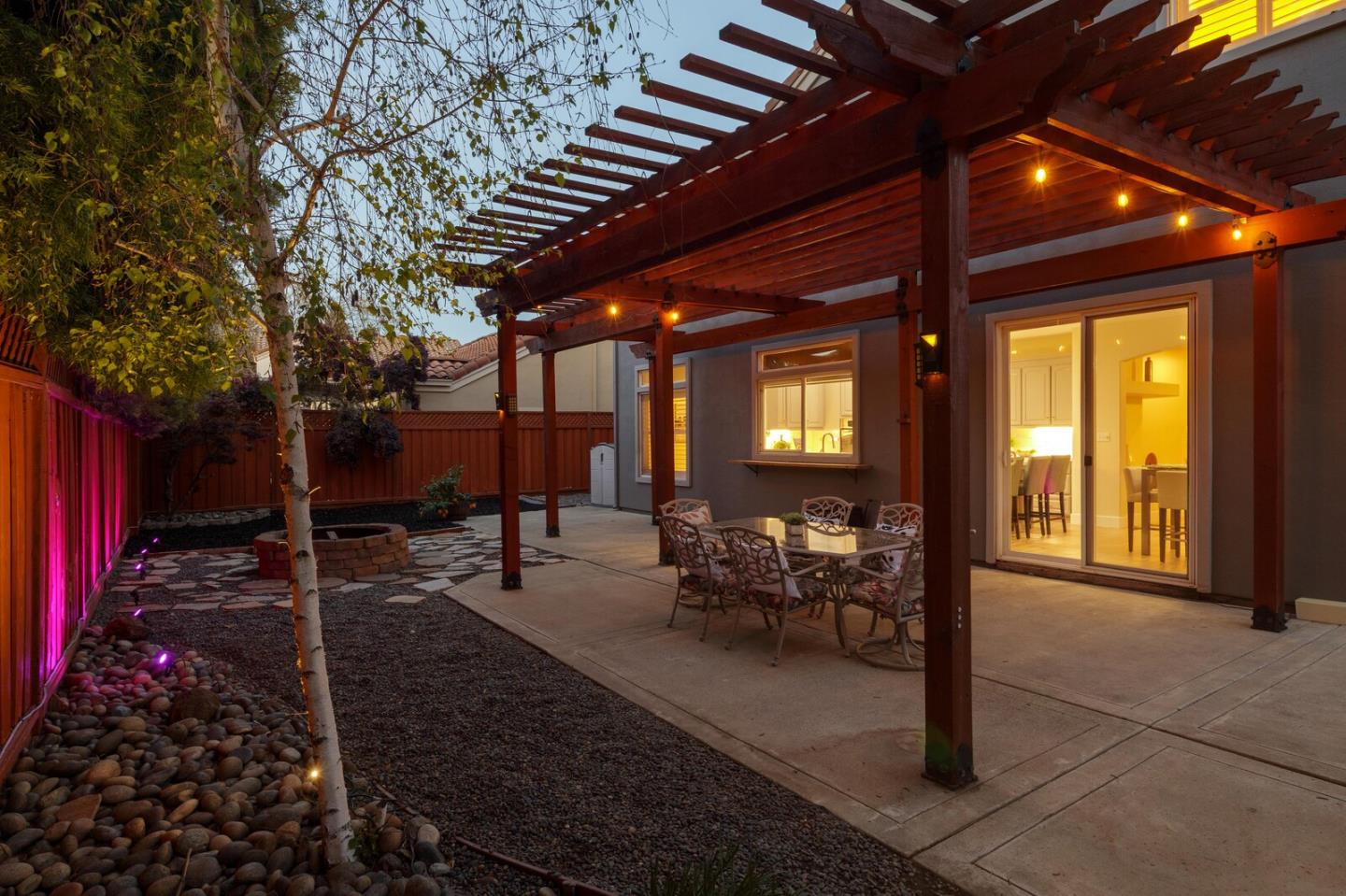 Detail Gallery Image 30 of 38 For 947 Skip Away Ct, Morgan Hill,  CA 95037 - 4 Beds | 2/1 Baths