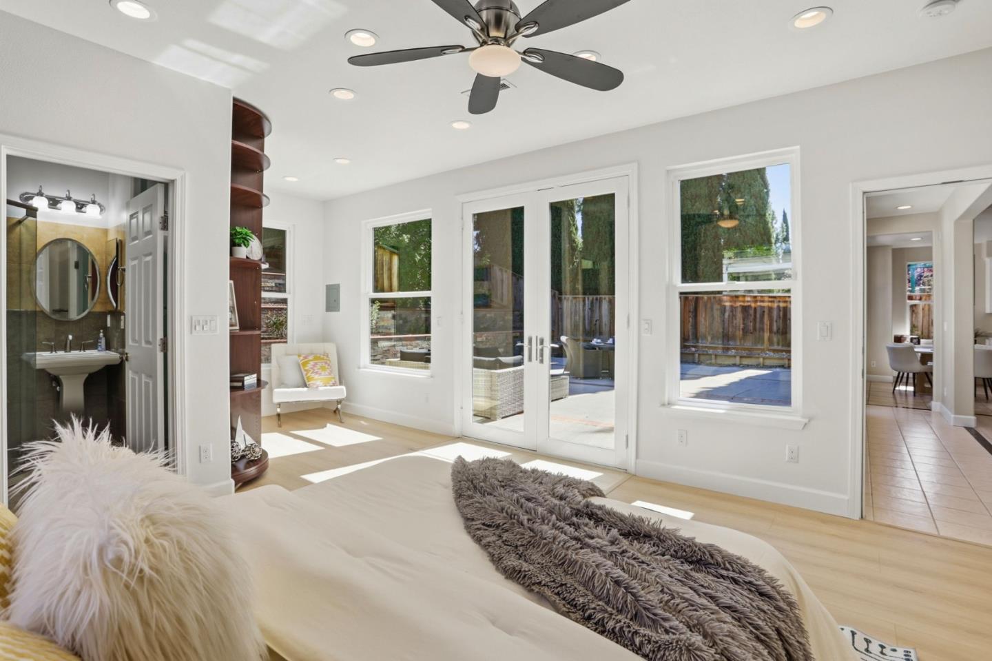 Detail Gallery Image 20 of 65 For 3946 Louvre Ave, San Jose,  CA 95135 - 5 Beds | 3/1 Baths