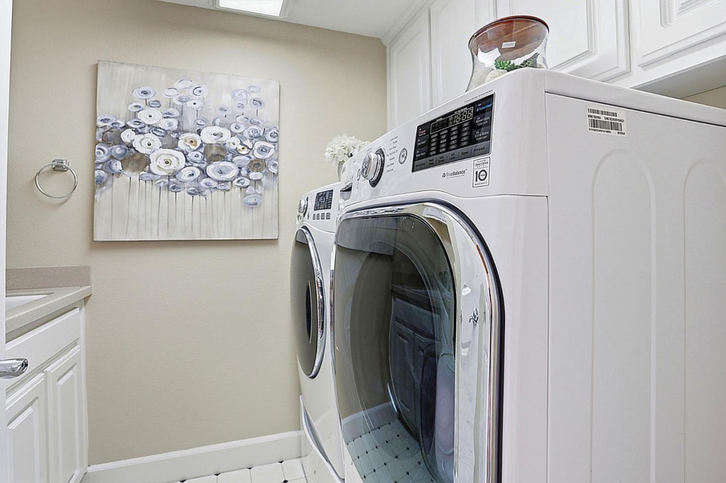 Detail Gallery Image 36 of 65 For 3946 Louvre Ave, San Jose,  CA 95135 - 5 Beds | 3/1 Baths