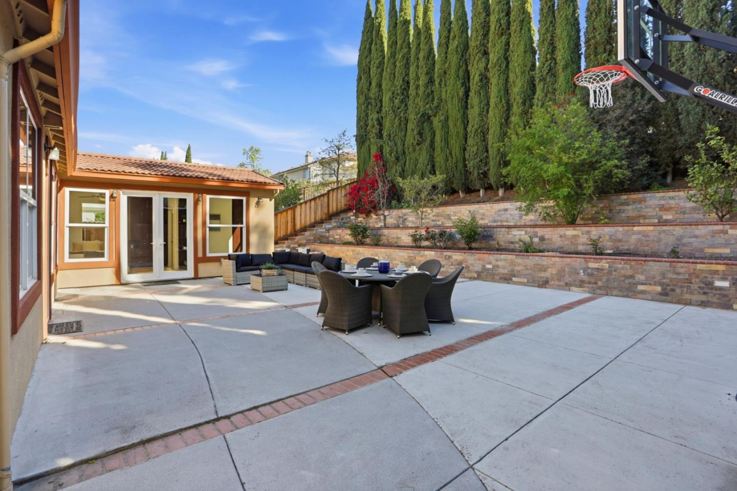 Detail Gallery Image 42 of 65 For 3946 Louvre Ave, San Jose,  CA 95135 - 5 Beds | 3/1 Baths