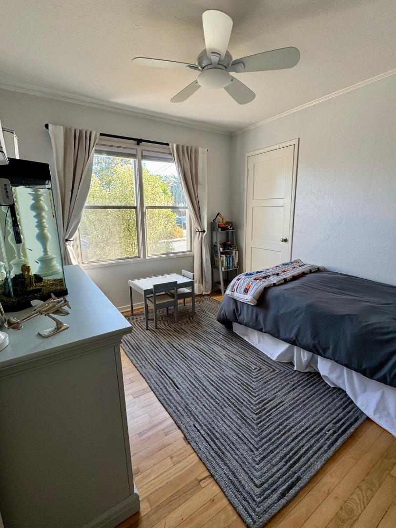 Detail Gallery Image 9 of 40 For 1639 Cypress Ave, San Mateo,  CA 94401 - 3 Beds | 1/1 Baths