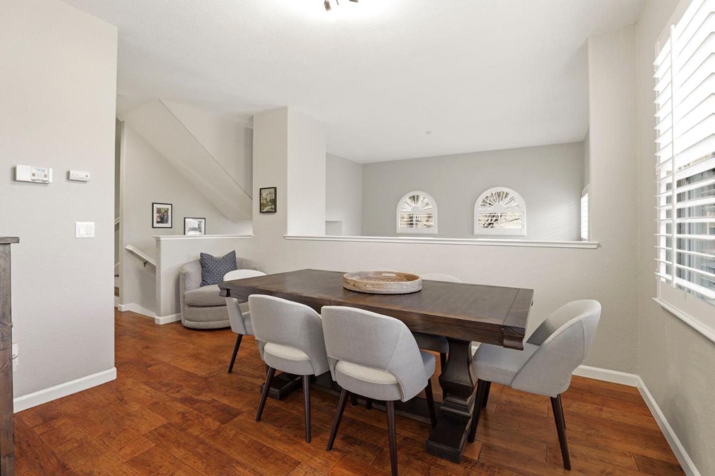 Detail Gallery Image 10 of 53 For 314 Mullinix Way, San Jose,  CA 95136 - 3 Beds | 2/1 Baths