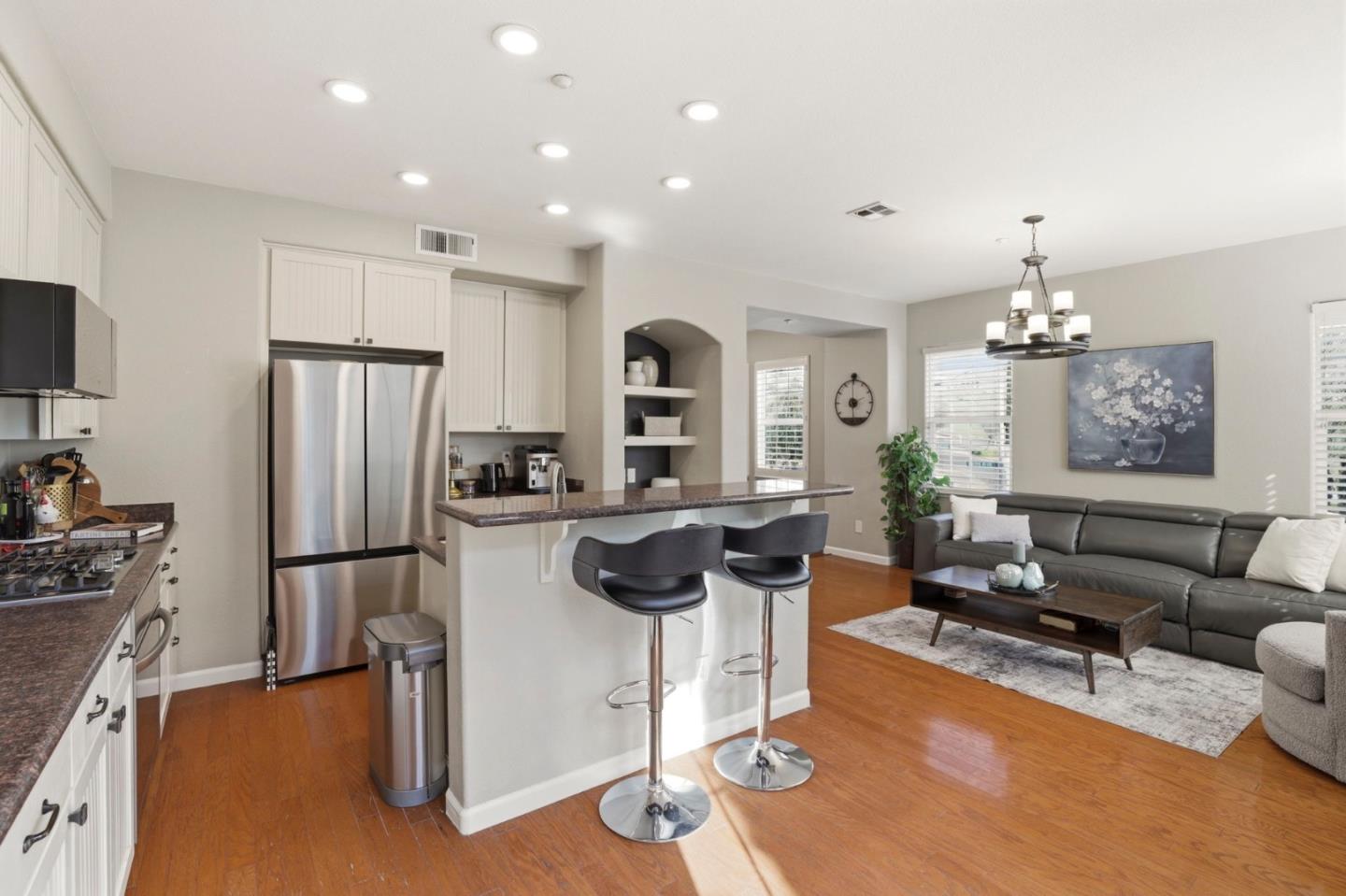 Detail Gallery Image 17 of 53 For 314 Mullinix Way, San Jose,  CA 95136 - 3 Beds | 2/1 Baths