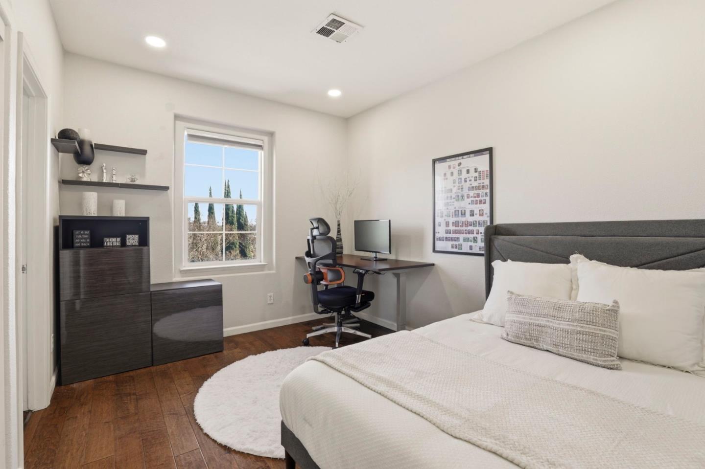 Detail Gallery Image 19 of 53 For 314 Mullinix Way, San Jose,  CA 95136 - 3 Beds | 2/1 Baths