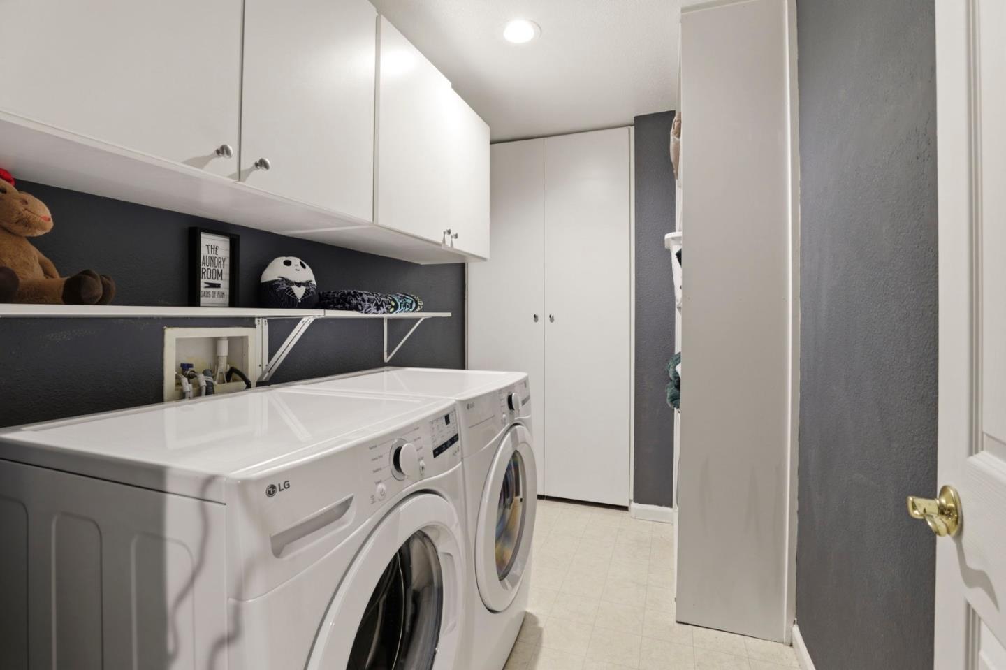 Detail Gallery Image 23 of 53 For 314 Mullinix Way, San Jose,  CA 95136 - 3 Beds | 2/1 Baths