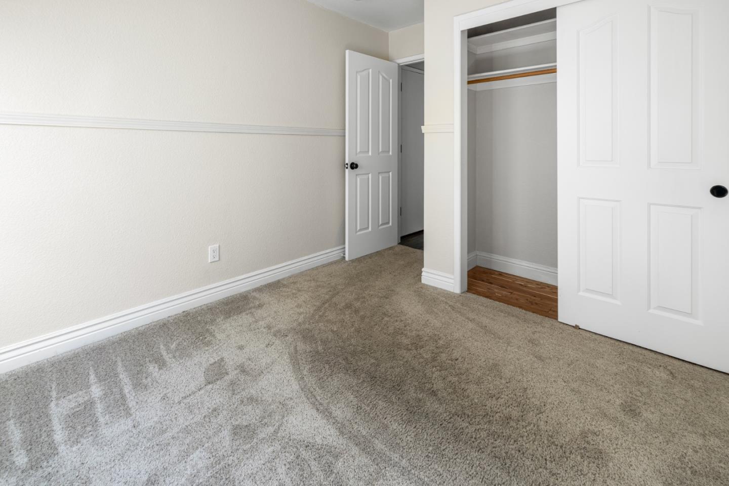 Detail Gallery Image 19 of 27 For 1940 Sycamore Ct, Hollister,  CA 95023 - 3 Beds | 2 Baths