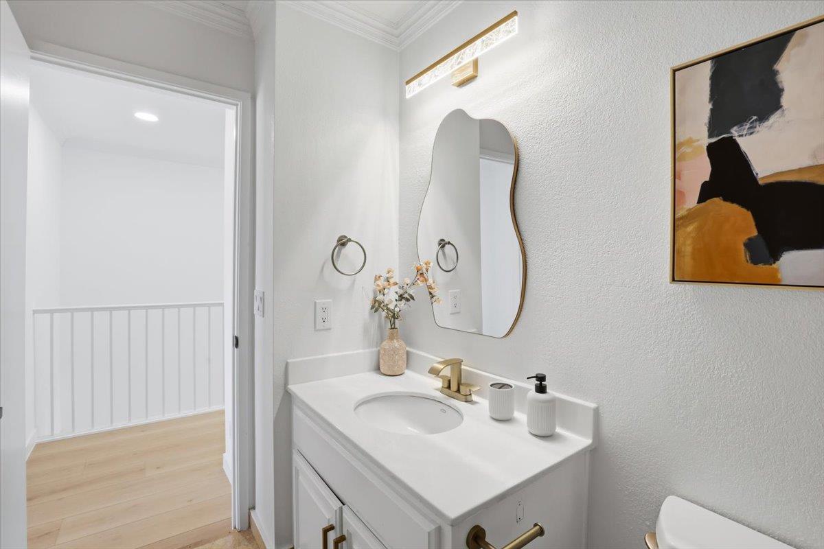 Detail Gallery Image 39 of 61 For 812 Ram Ln, Foster City,  CA 94404 - 3 Beds | 2/1 Baths