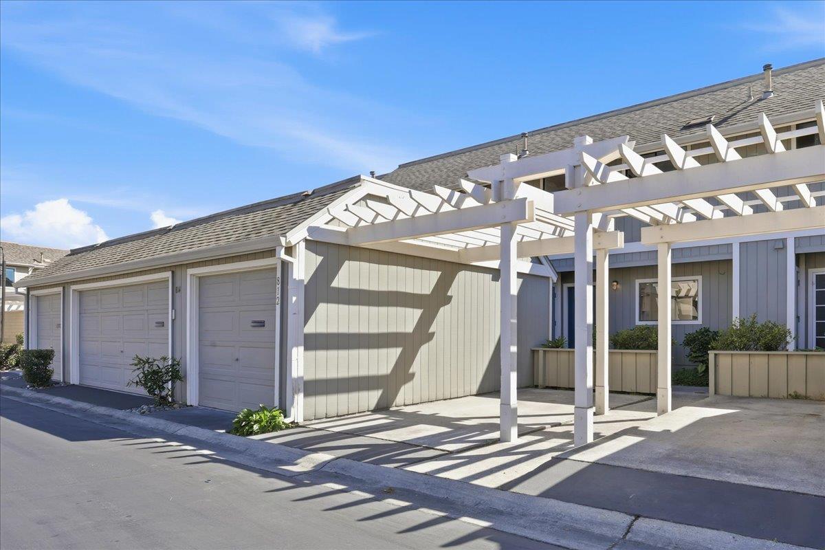 Detail Gallery Image 44 of 61 For 812 Ram Ln, Foster City,  CA 94404 - 3 Beds | 2/1 Baths